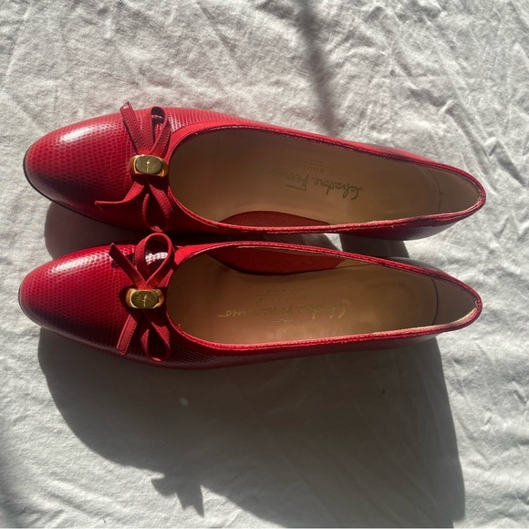 Salvatore Ferragamo Shoes - Salvatore Ferragamo vintage Red leatherWomen's Shoes with Bow Detail